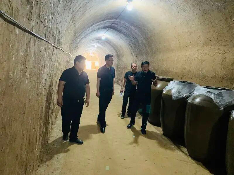 陕西枫林酒业,枫林老酒